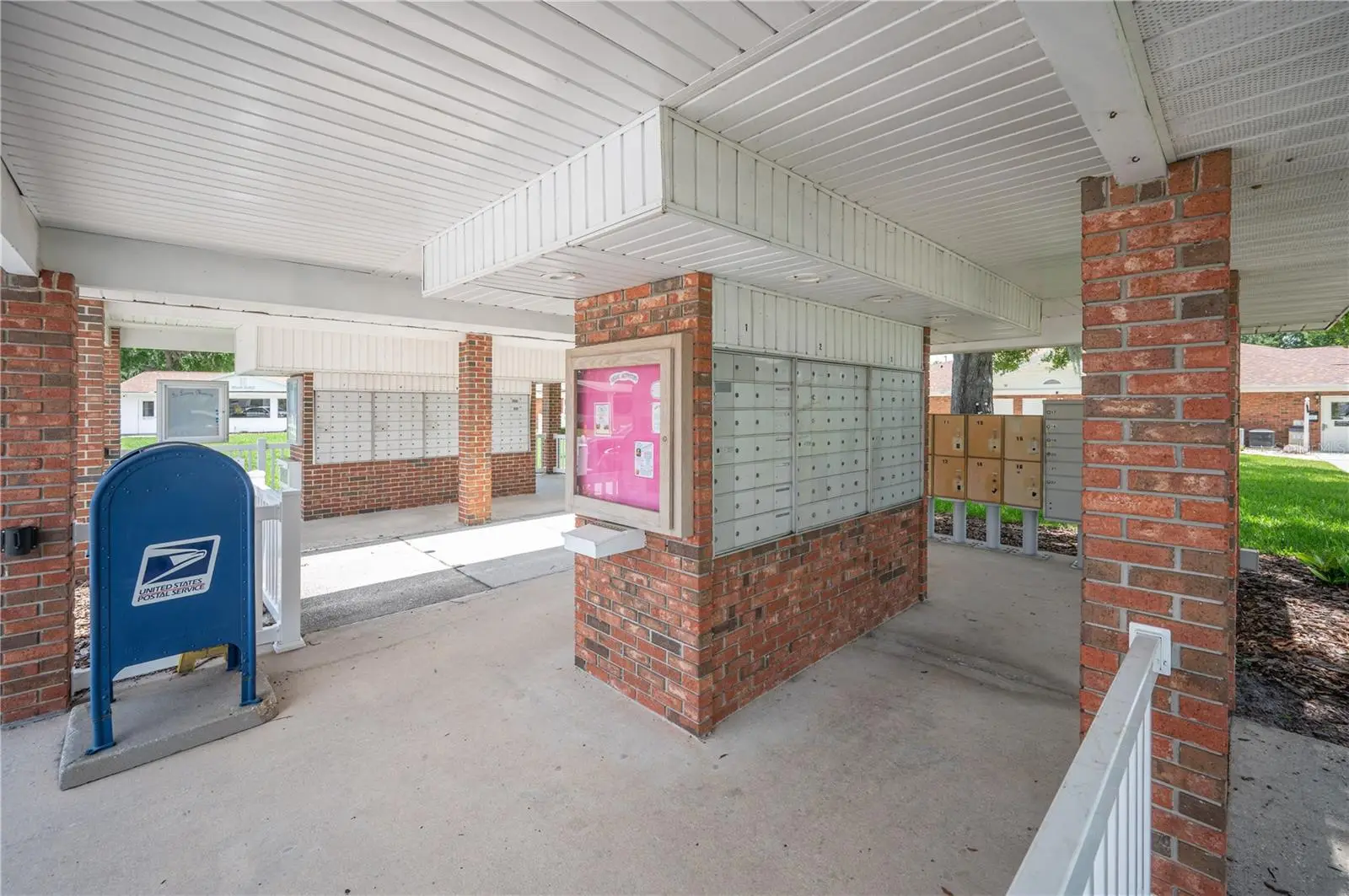 4918 Pleasant Hollow Trail, FL