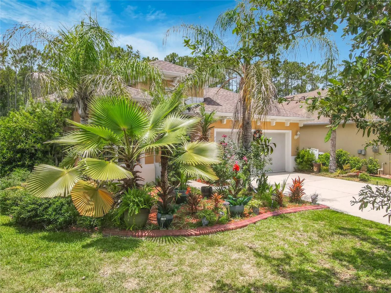 111 Hummingbird Place, FL