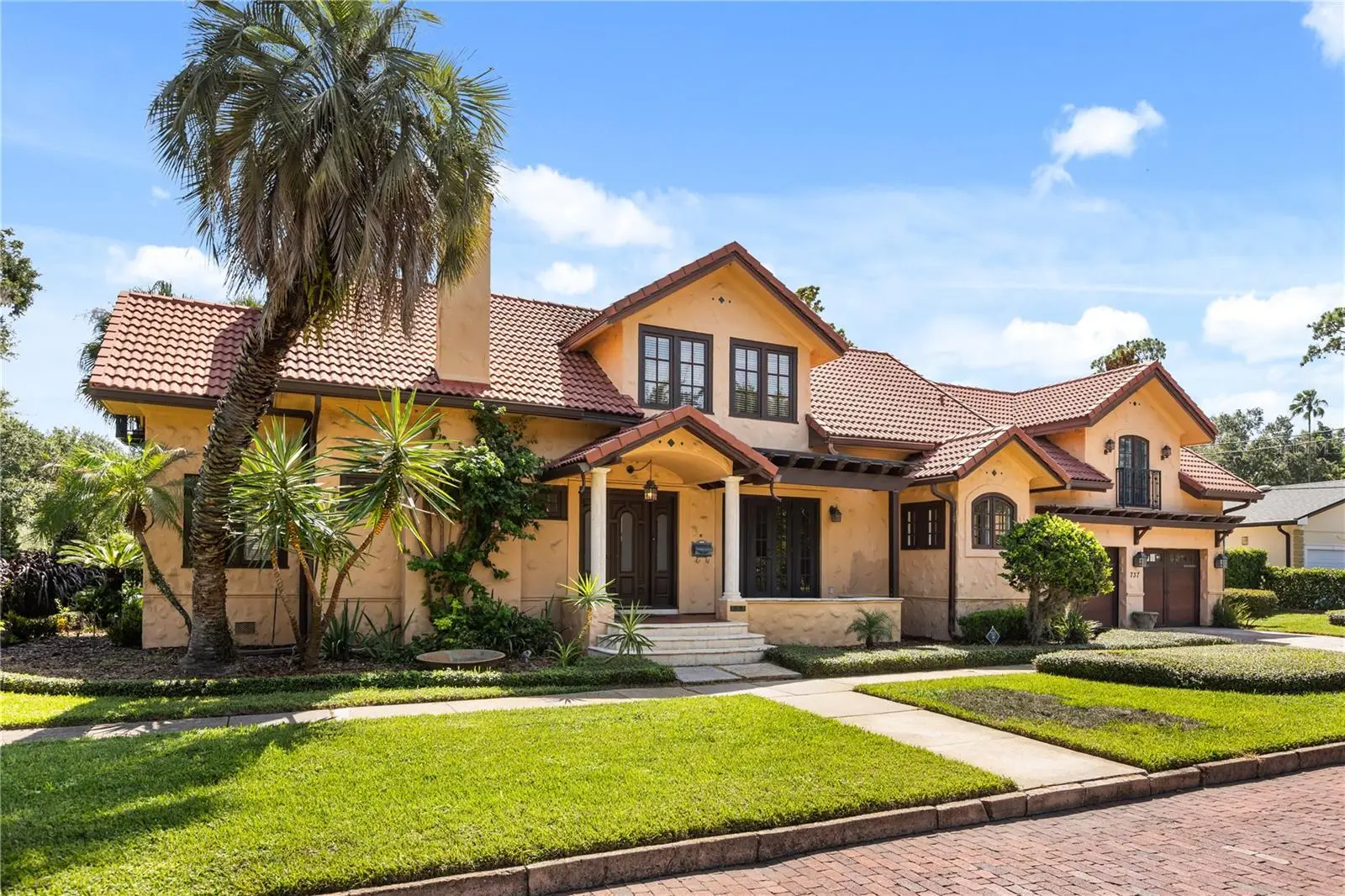 737 Springdale Rd, FL