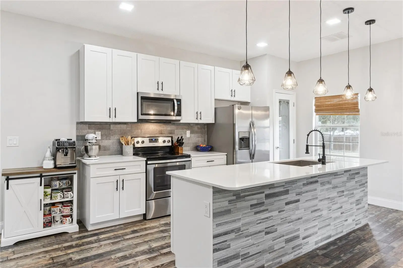 945 Gordon Avenue, FL