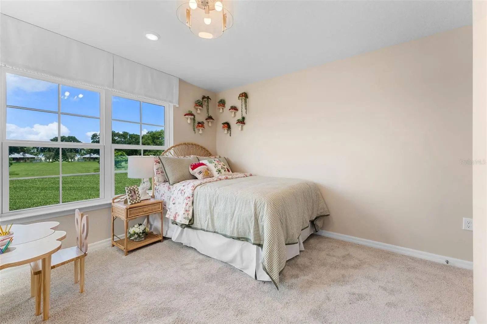 743 Blissful Gardens Way, FL