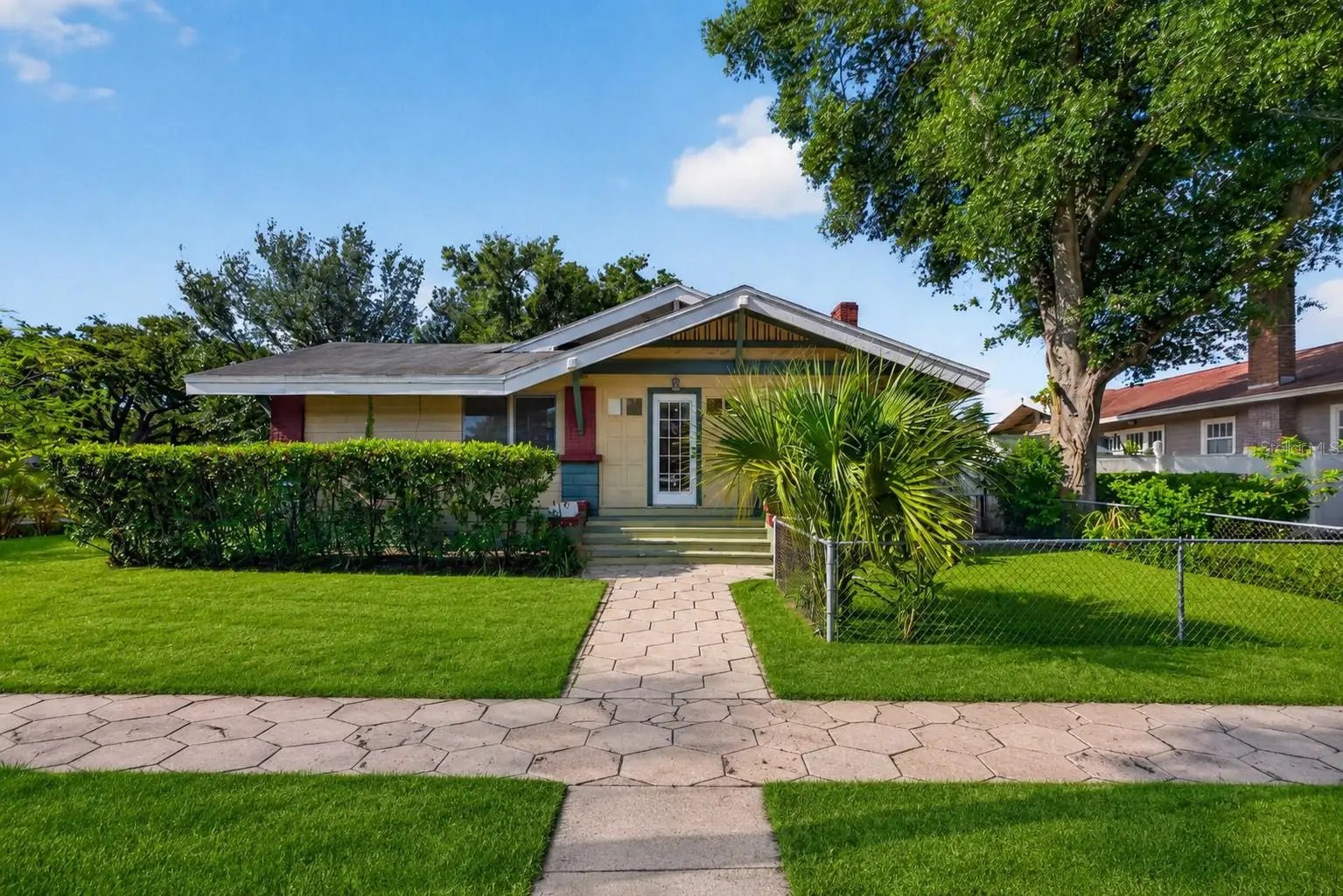 2800 2nd Avenue, FL