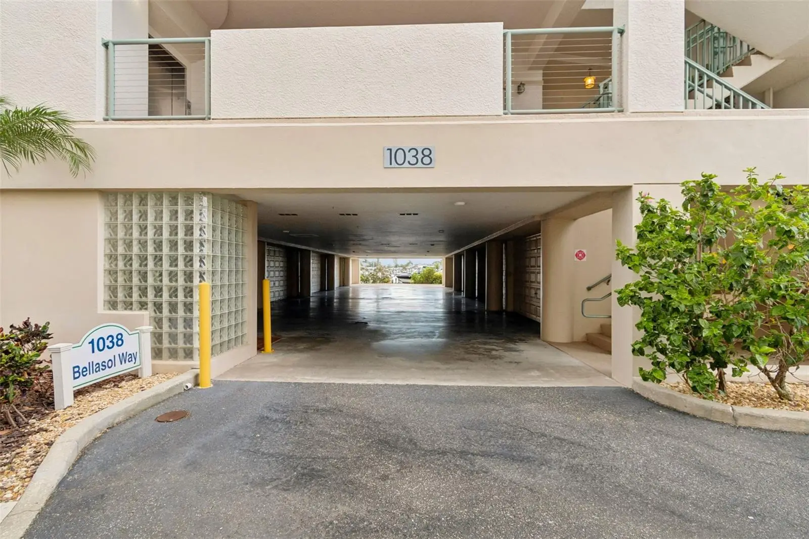 1038 Bellasol Way, FL