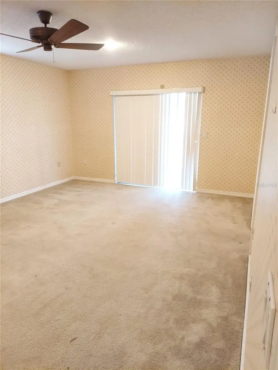 8139 Laurel Tree Drive, FL