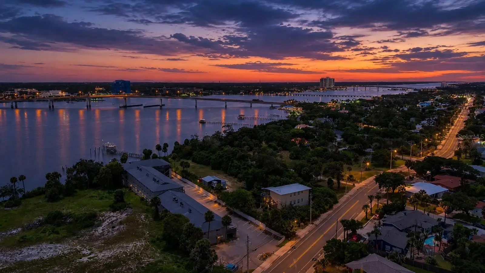 900 Peninsula Drive, FL