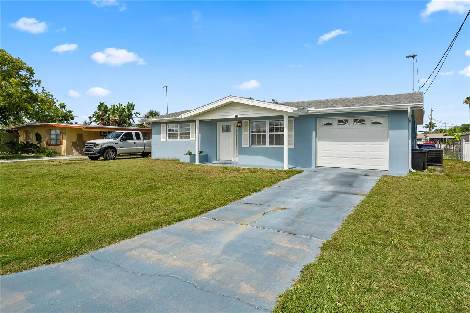 13323 Neptune Drive, FL