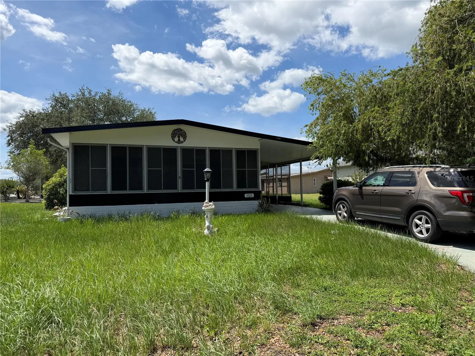 925 Beechwood Avenue, FL