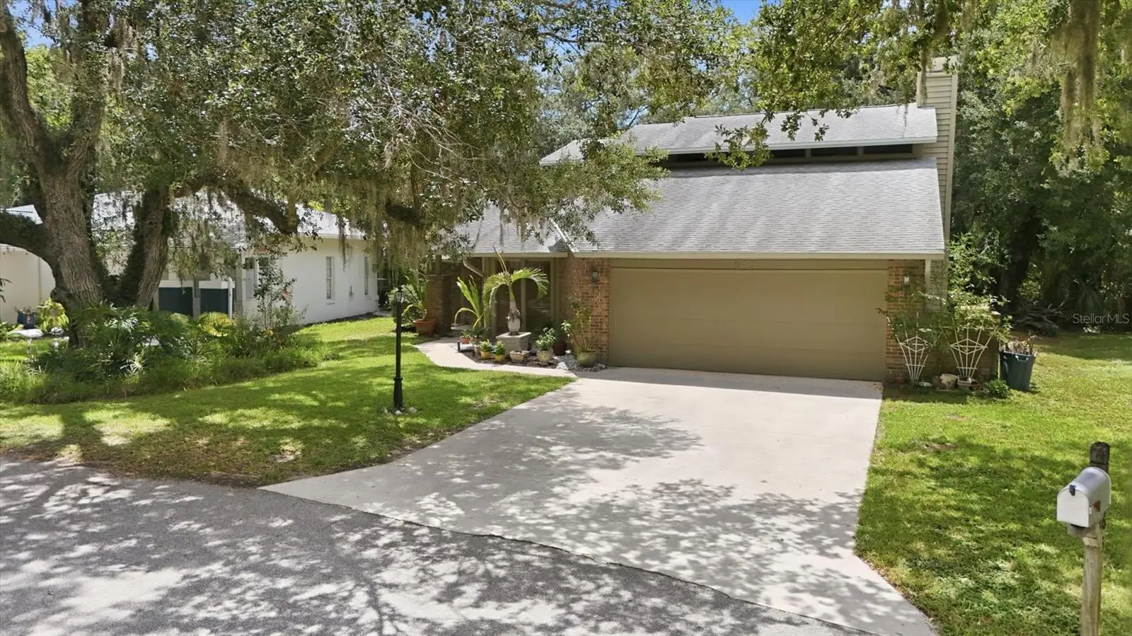 1063 Greystone Lane, FL
