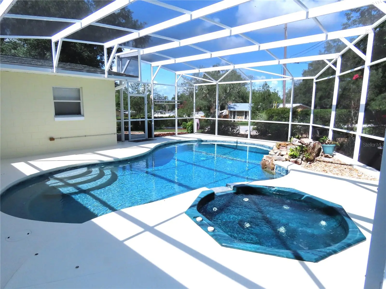 787 Waterview Drive, FL