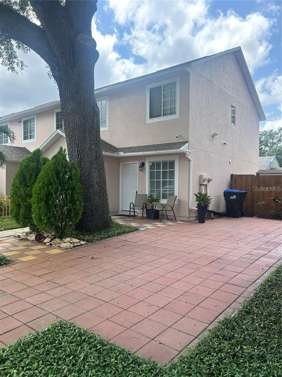 6738 Magnolia Pointe Circle, FL