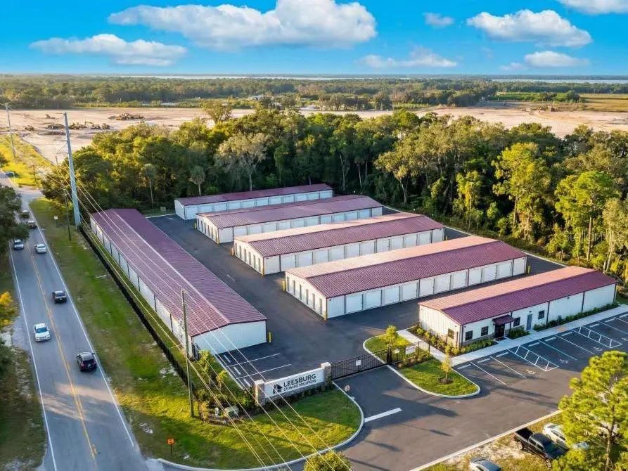 9915 County Road 44, FL