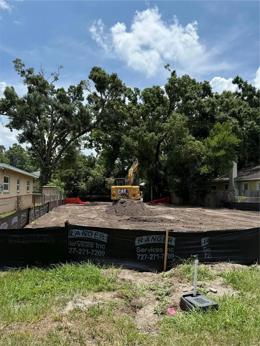 2711 Myrtle Avenue, FL