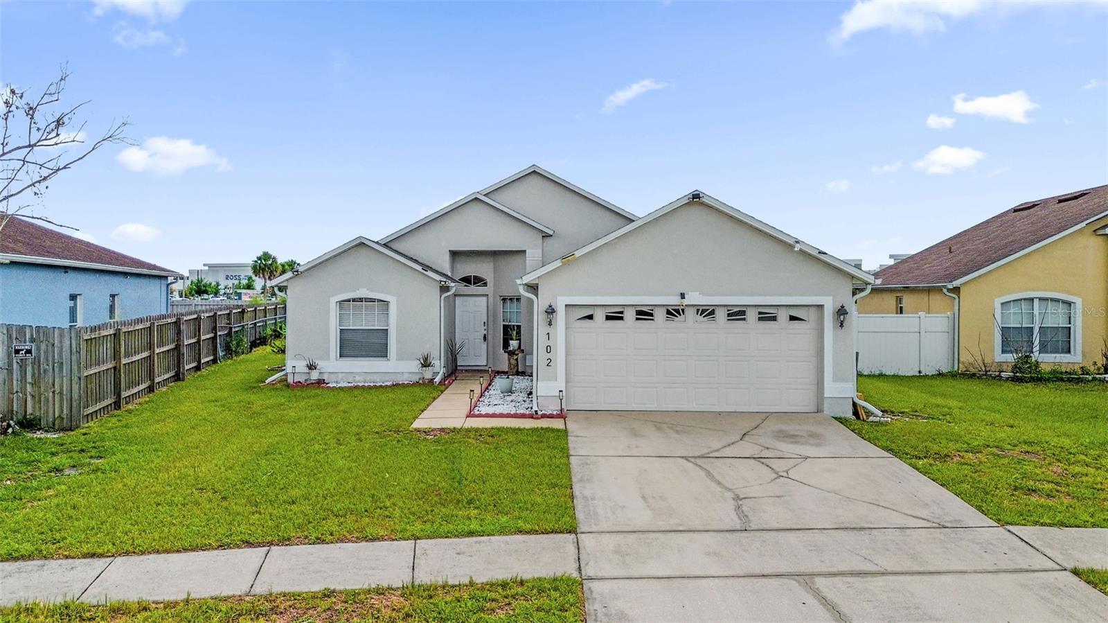 102 Saffron Way, FL