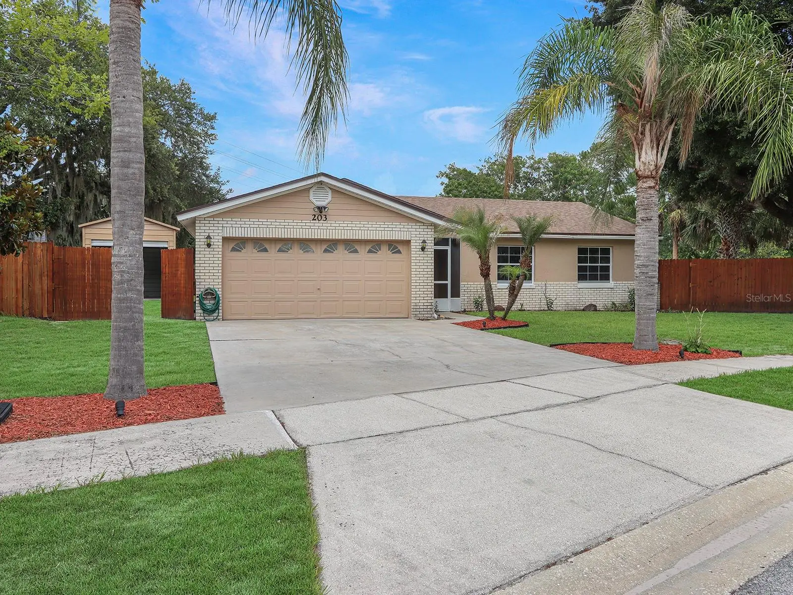 203 Sweetgum, FL