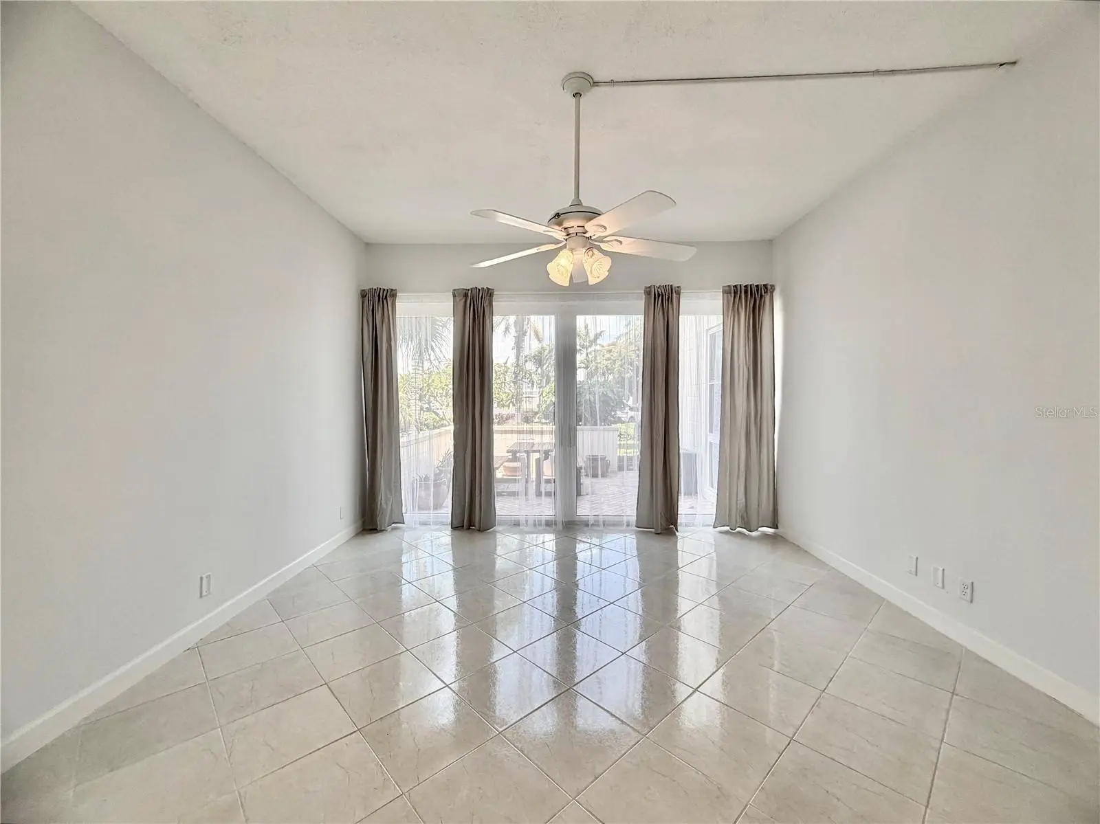 7400 Sun Island Drive, FL