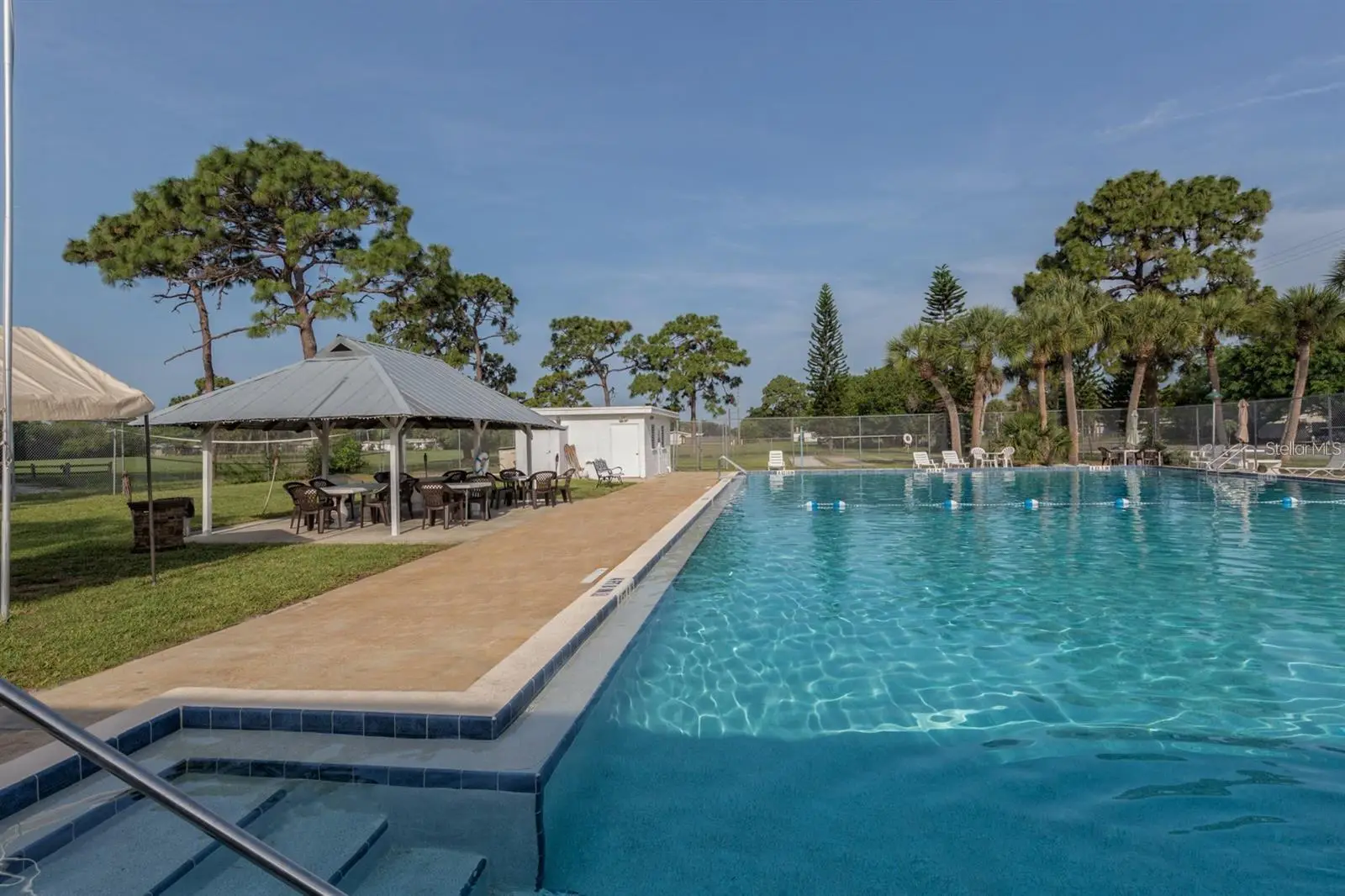 412 Pine Tree Terrace, FL