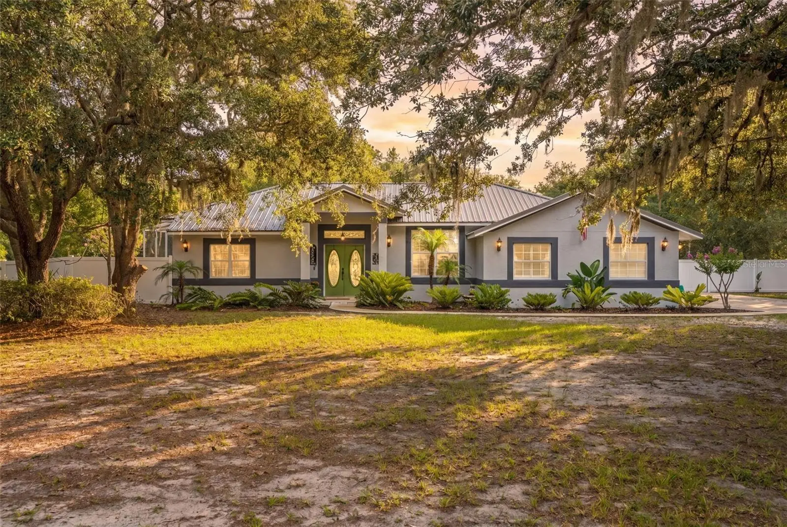 361 Lake Lenelle Drive, FL