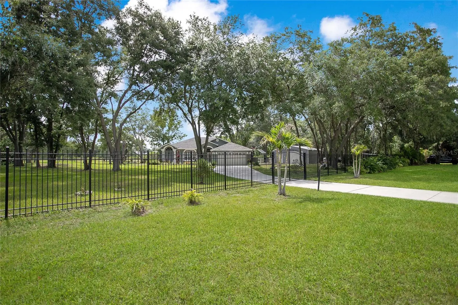 19616 Livingston Avenue, FL