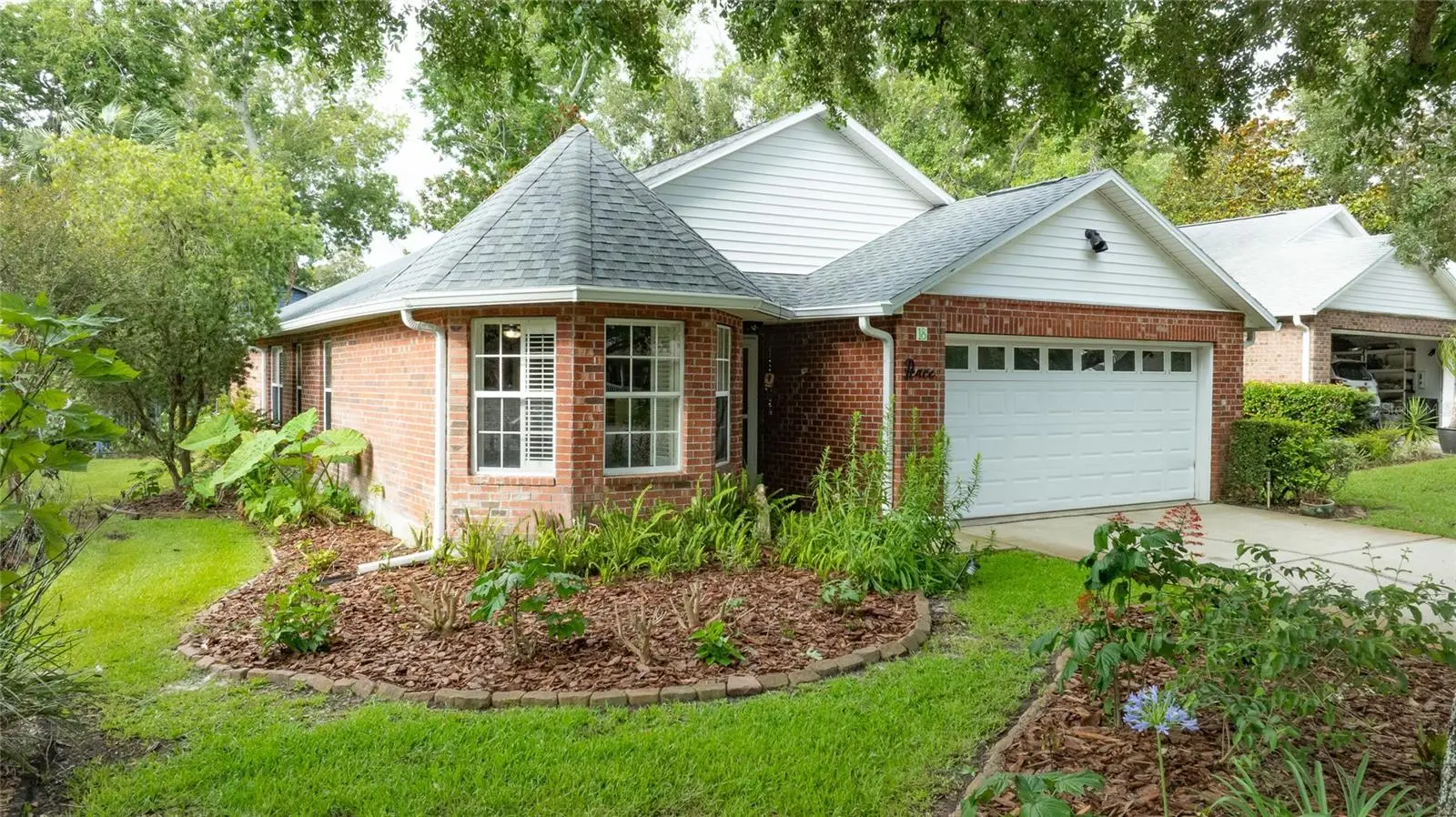 18 Oak Village Drive, FL