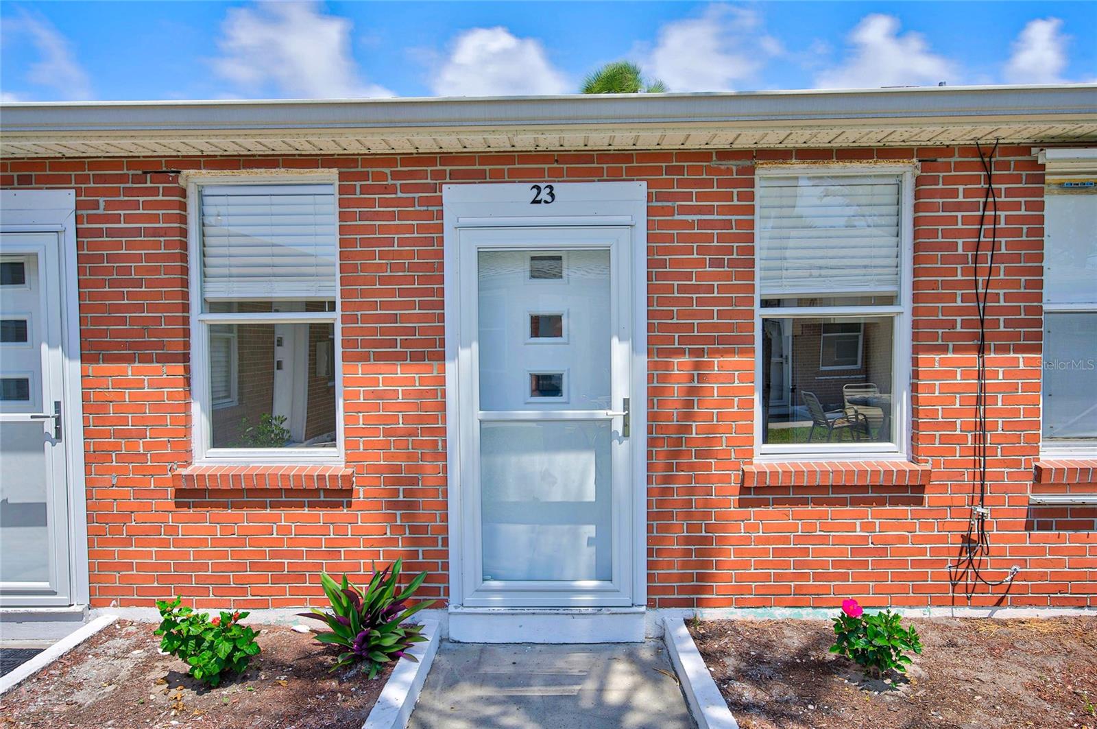 908 Villas Drive, FL