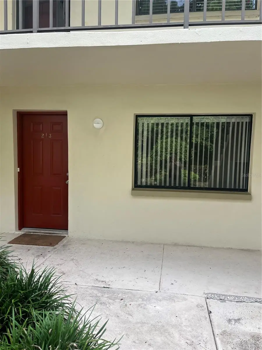 3300 Fox Chase Circle, FL