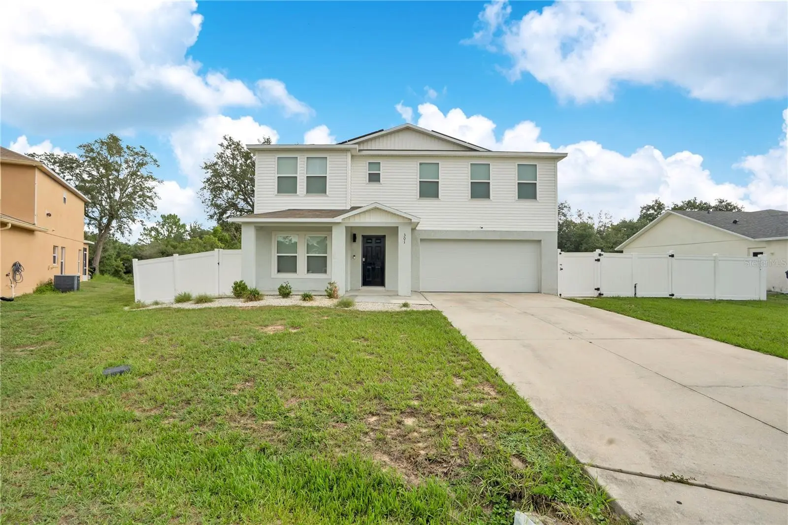 301 Salmon Way, FL