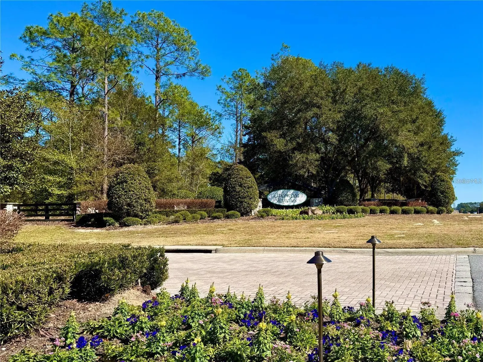 35135 Pinegate Trail, FL