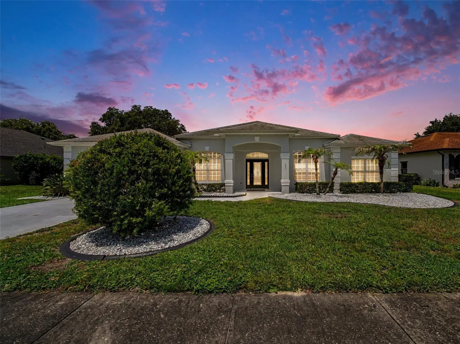 6079 Red Stag Drive, FL