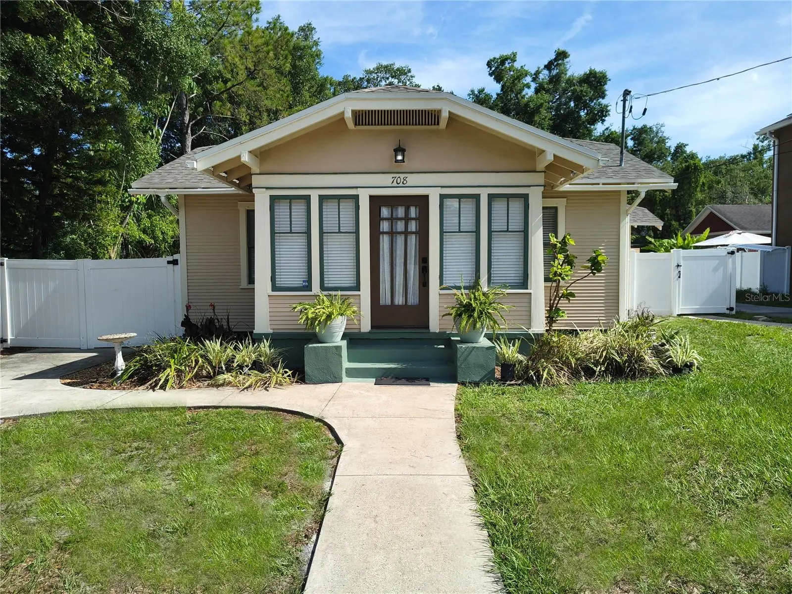 708 Idlewild Avenue, FL