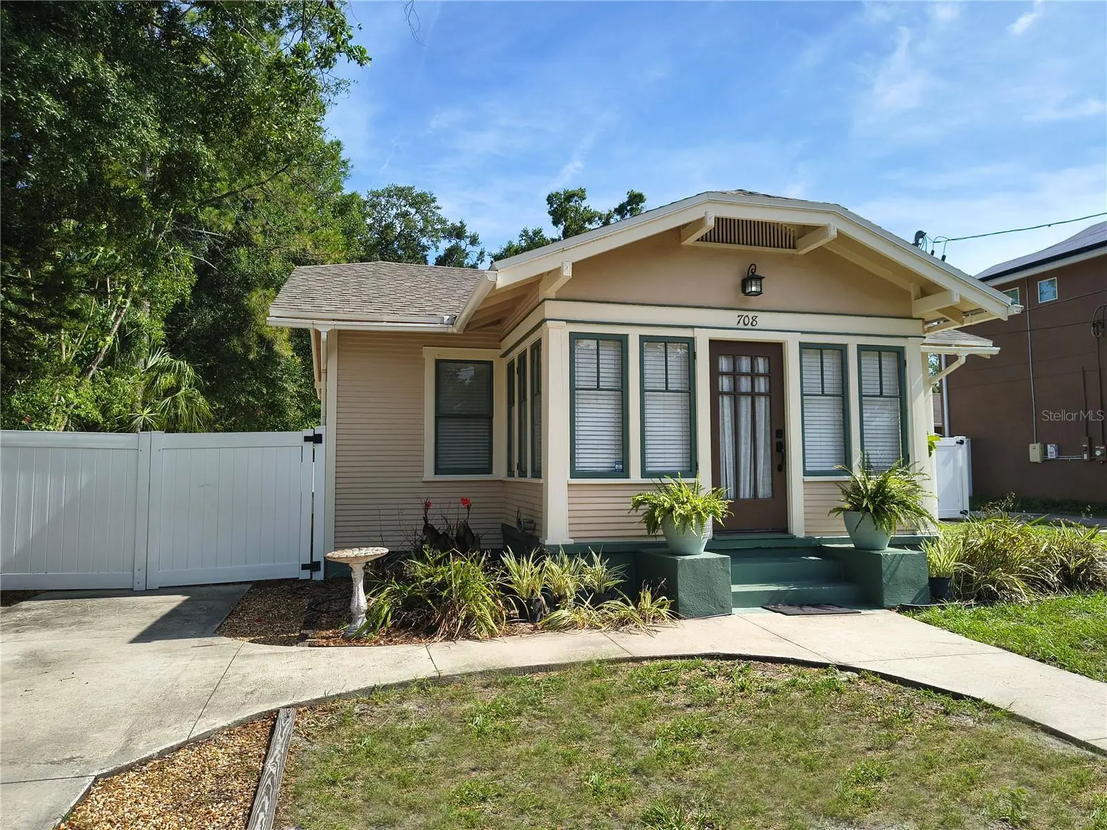 708 Idlewild Avenue, FL