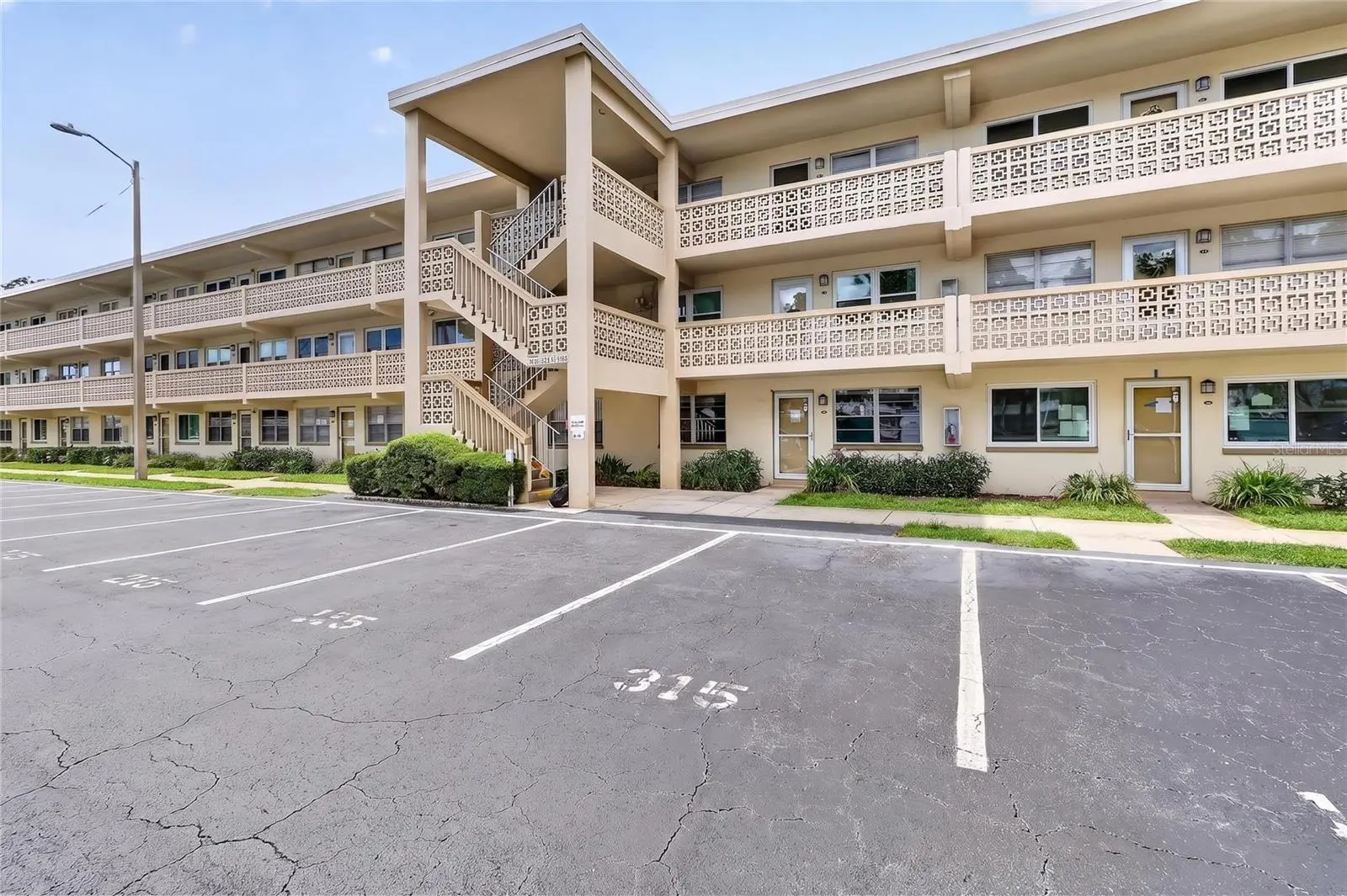 951 79th Avenue, FL