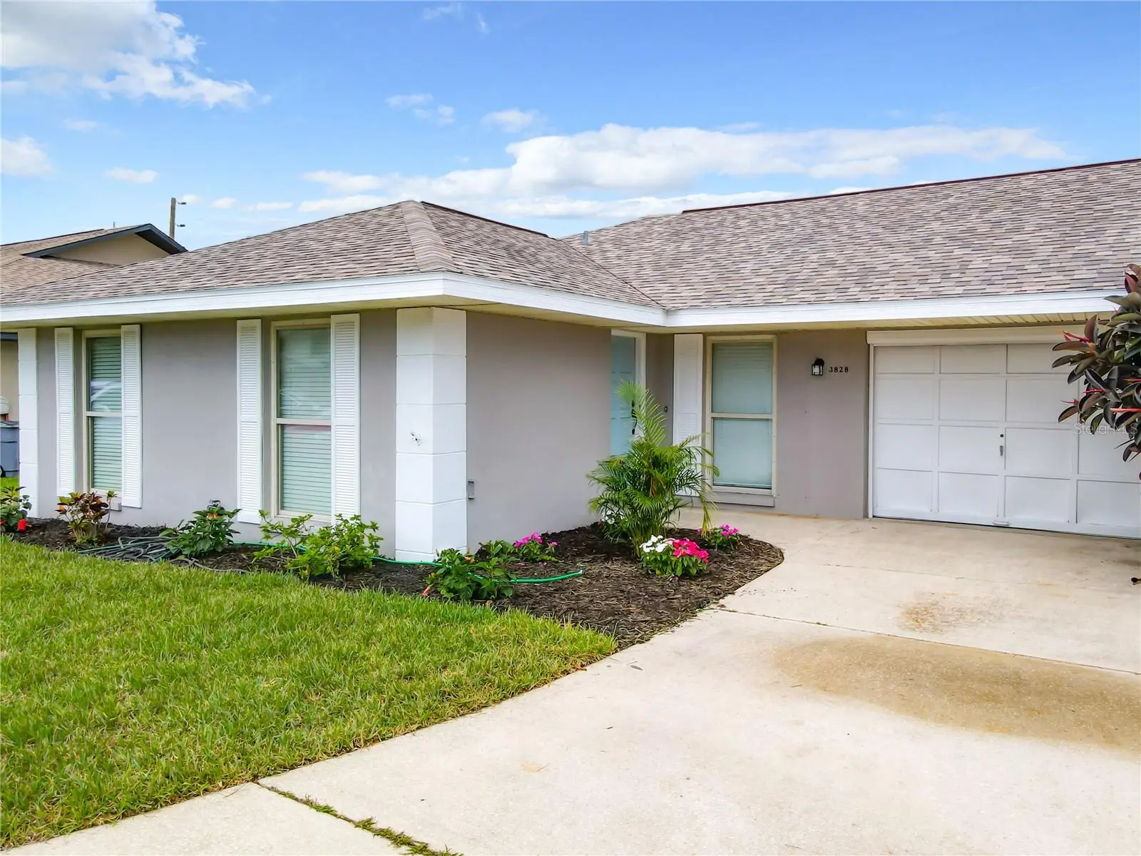 3828 Sandstone Court, FL
