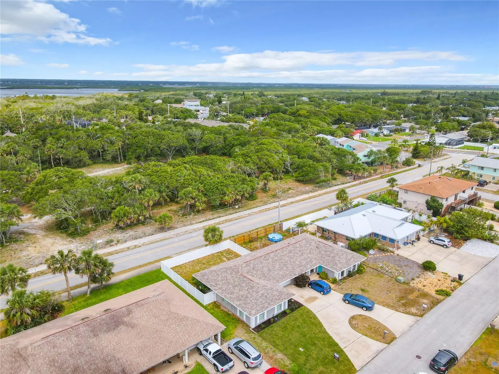 3828 Sandstone Court, FL
