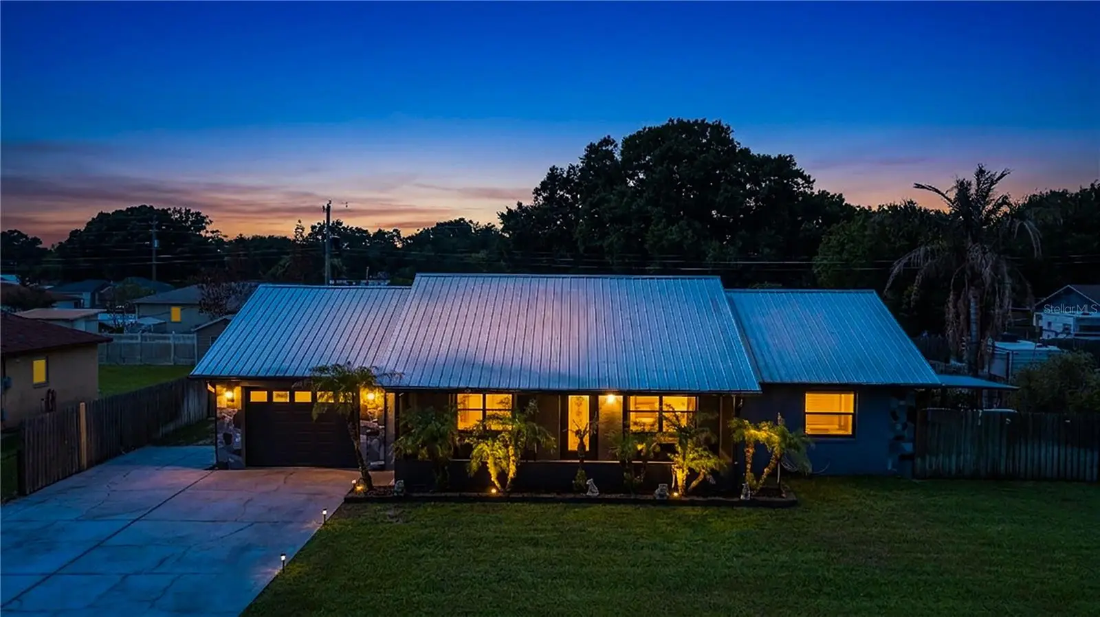 2426 View Way, FL