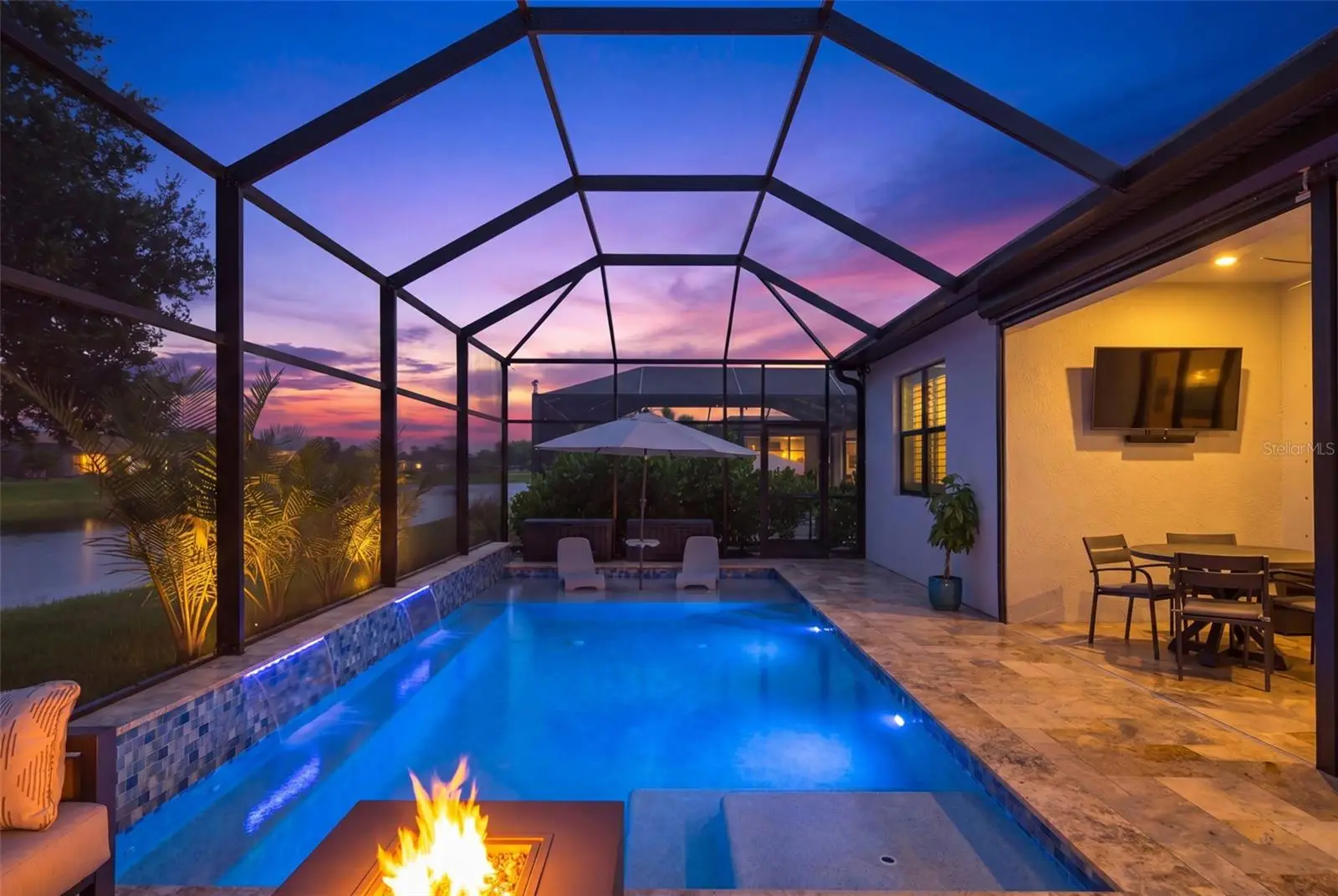 704 Pintail Cove, FL