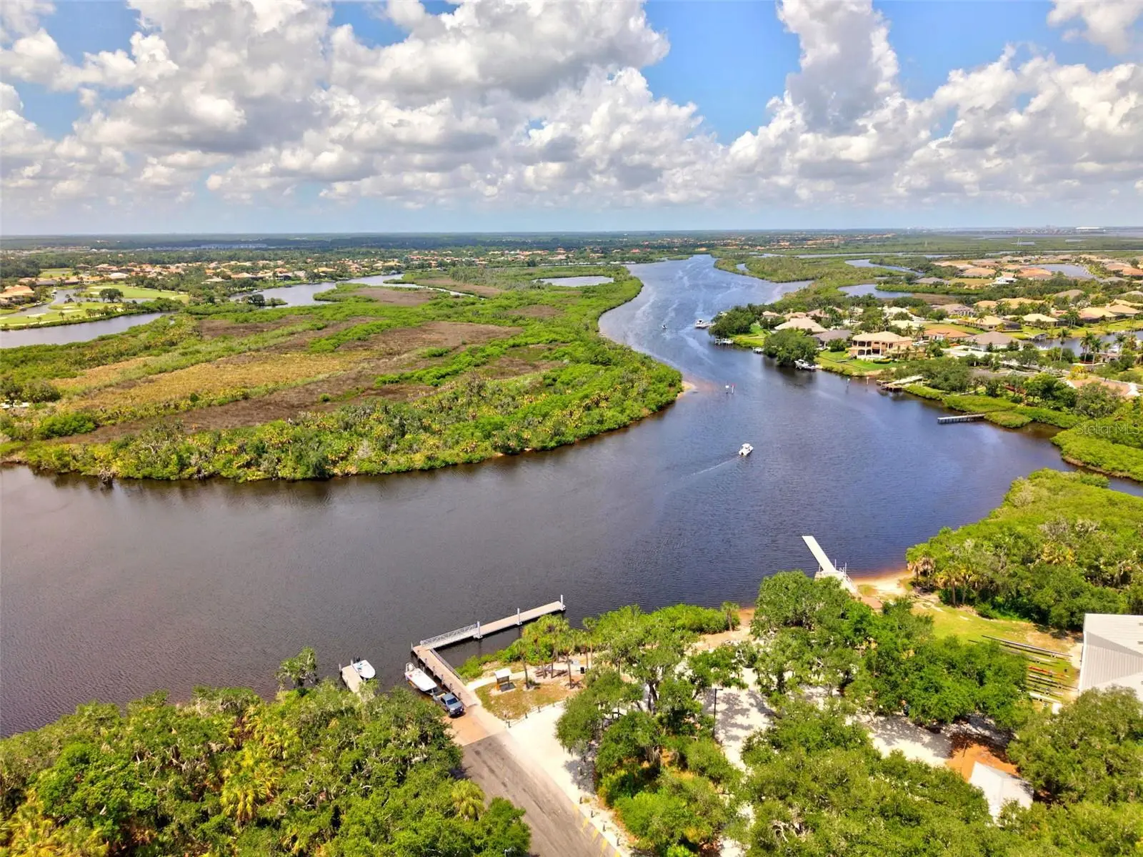 704 Pintail Cove, FL