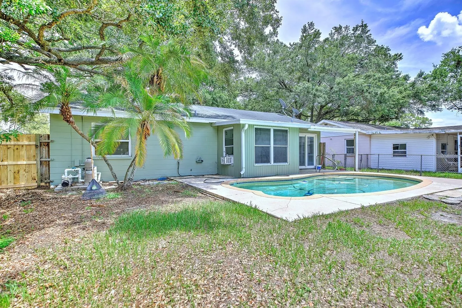 1245 Honeytree Ln E Lane, FL