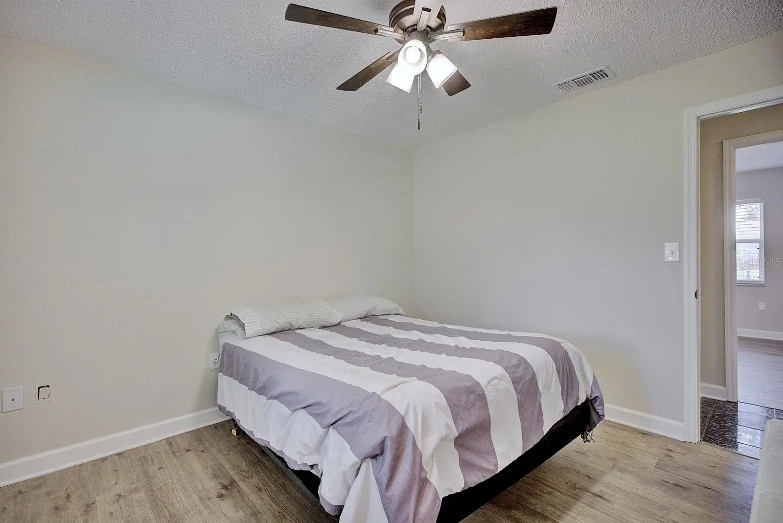 1245 Honeytree Ln E Lane, FL