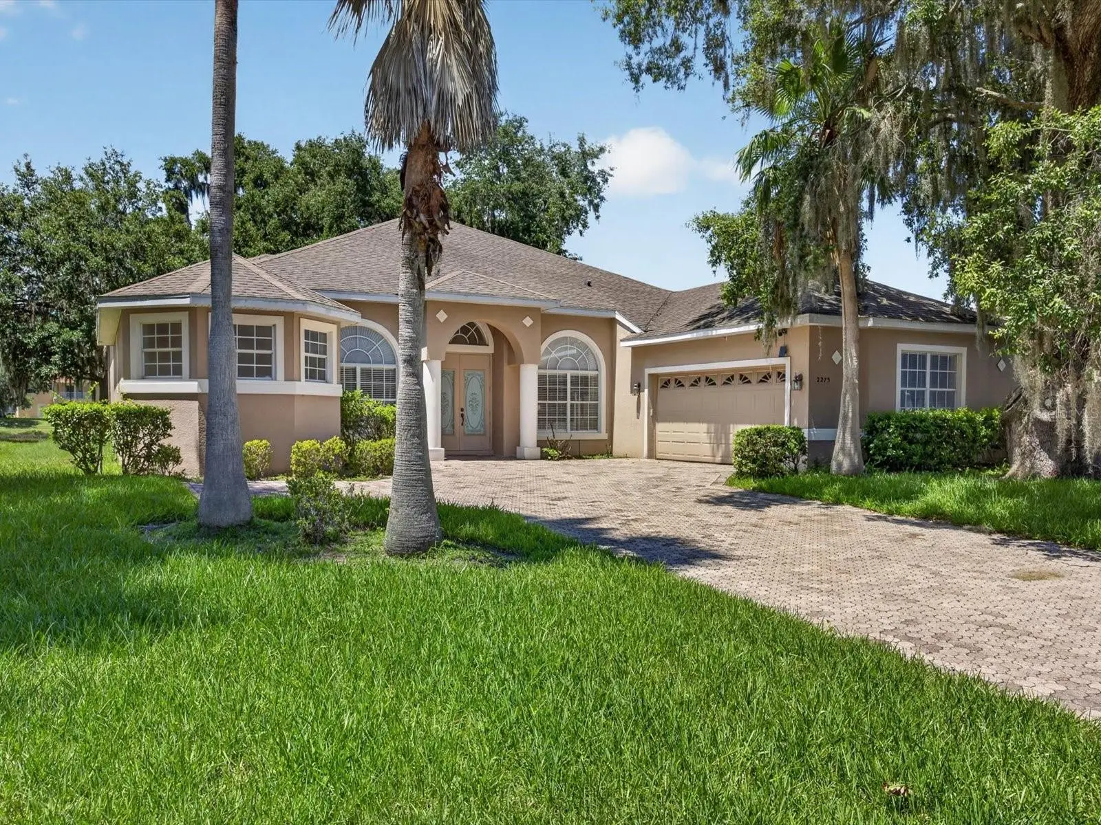 2275 Rambling Oaks Way, FL