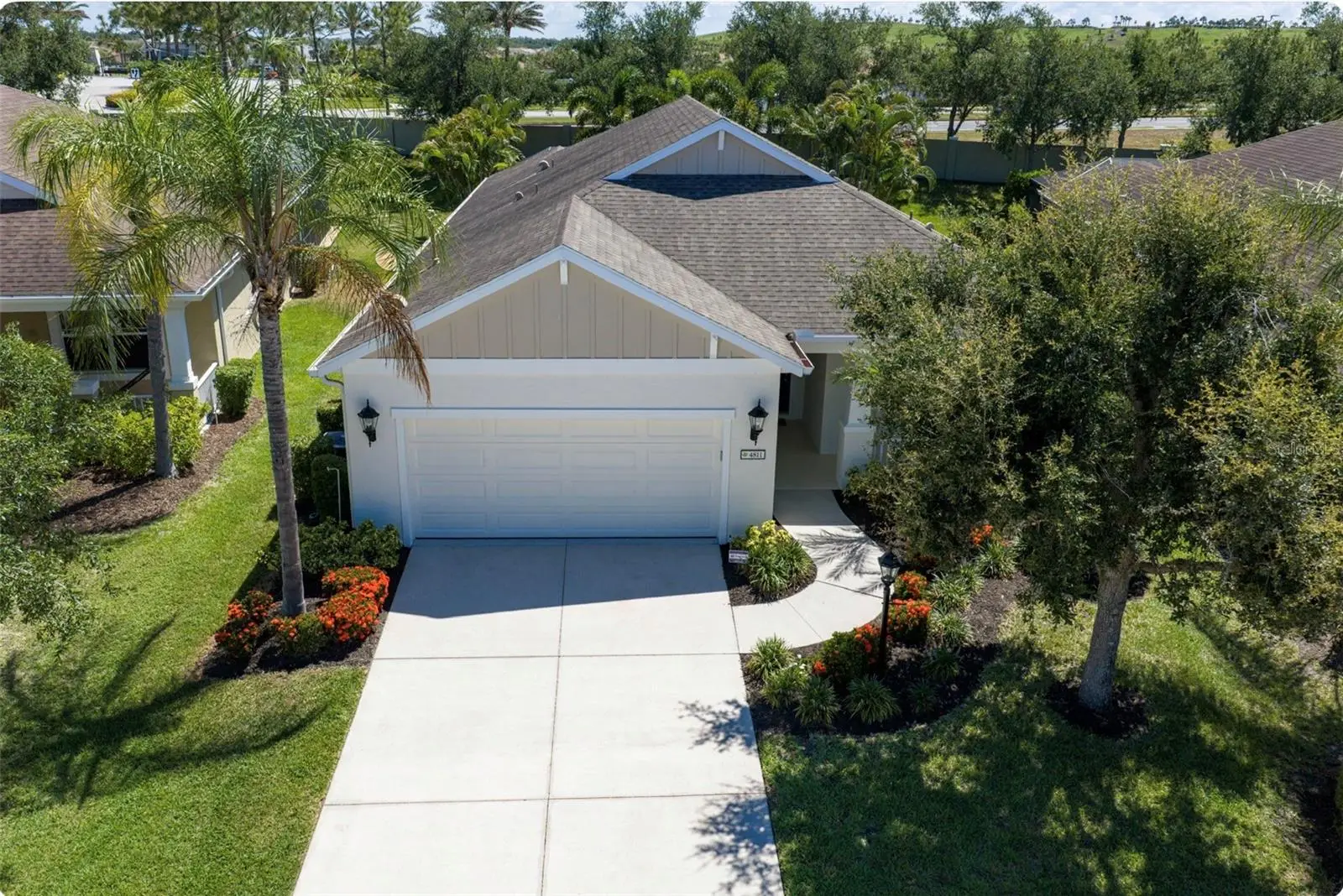 4811 Silvermoss Drive, FL