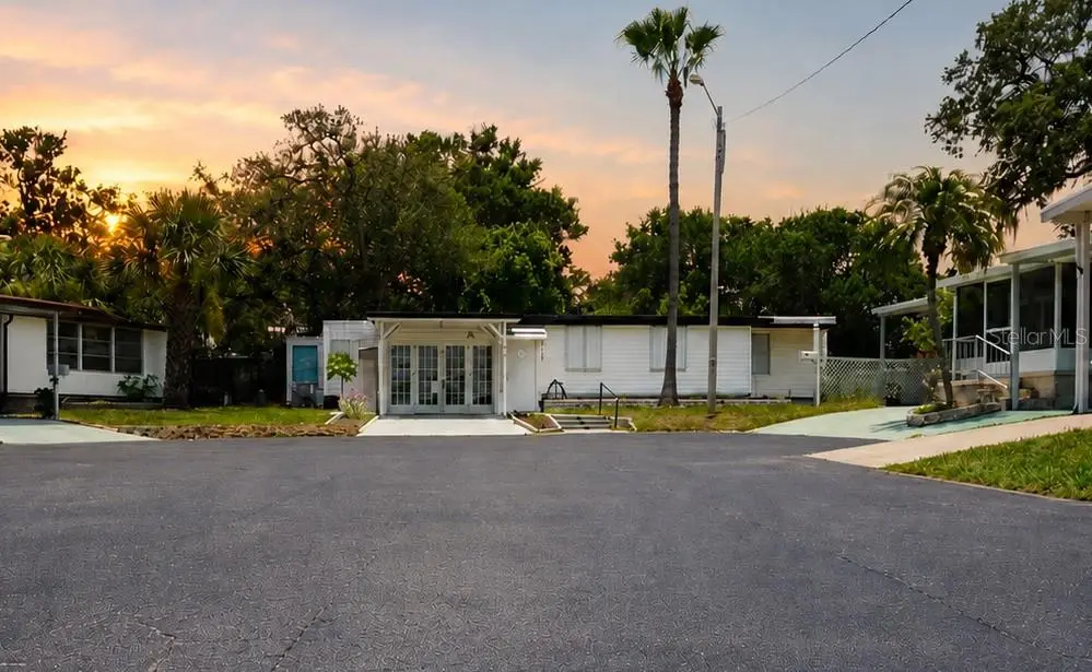 980 7th Street, FL