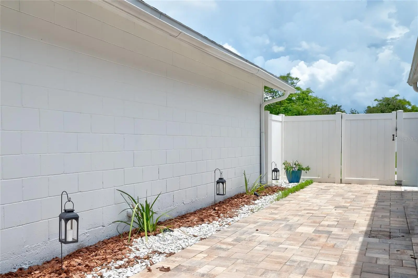 2680 Shadybranch Drive, FL