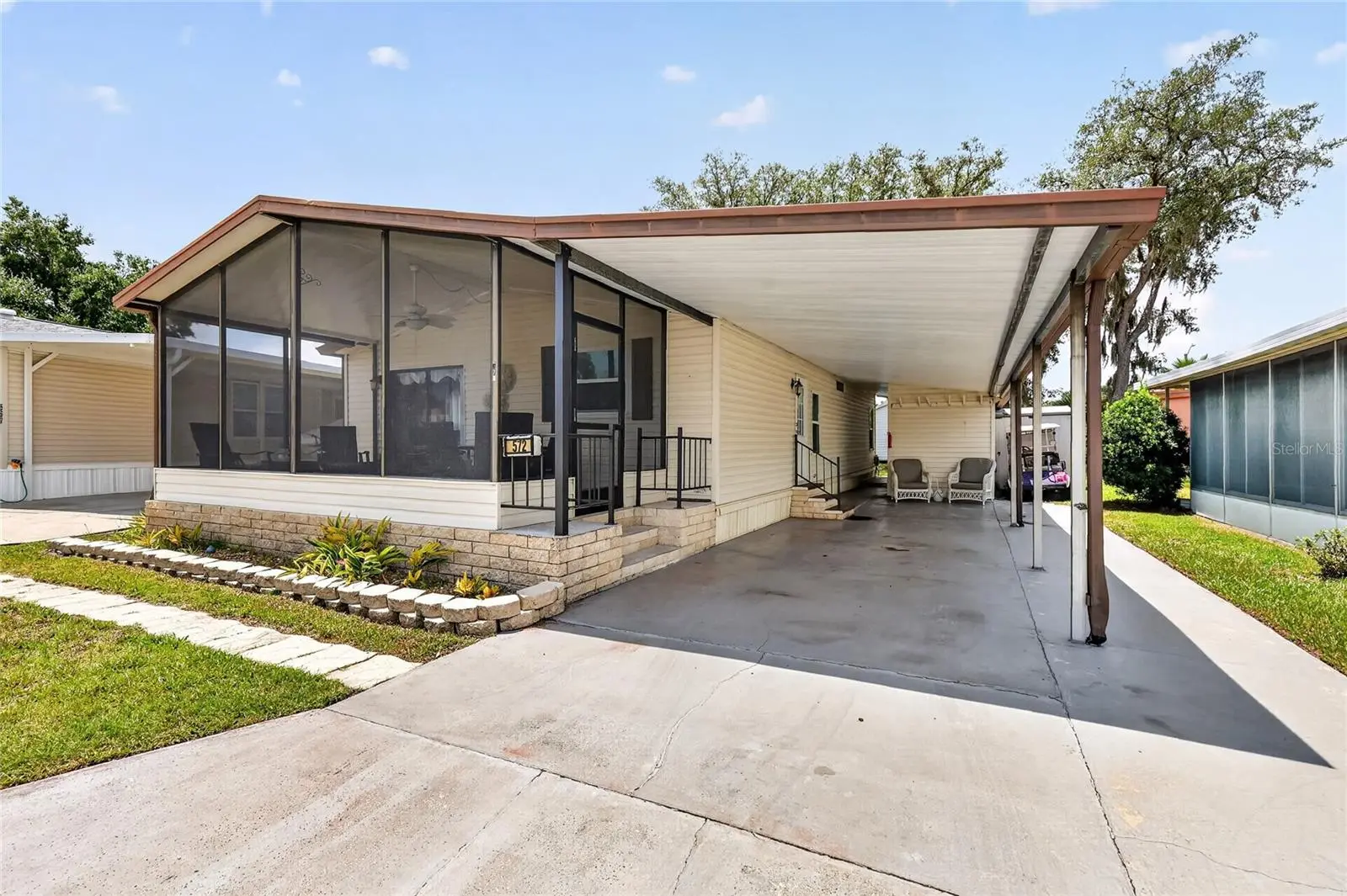 572 Tammi Drive, FL