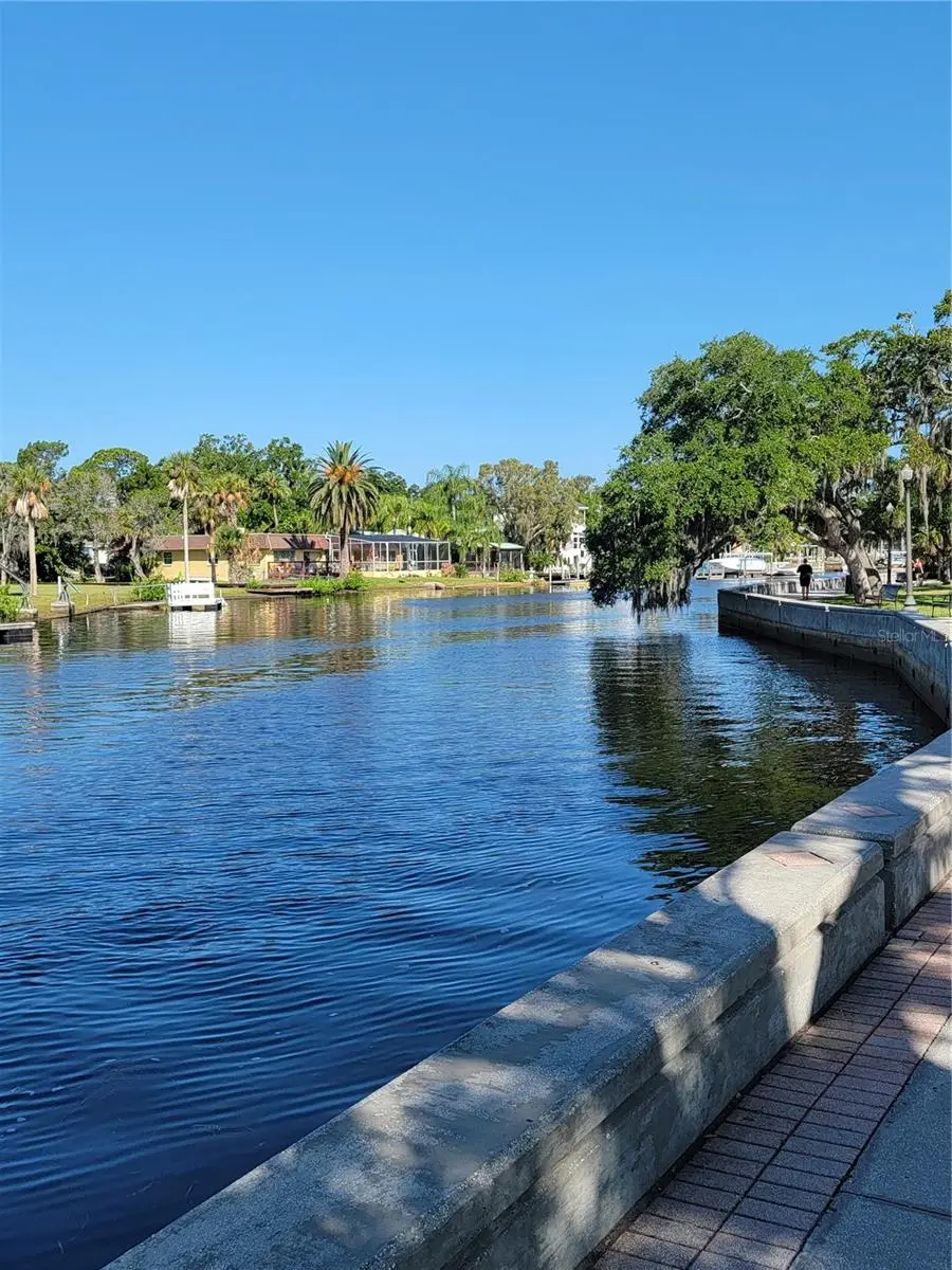 5651 Orange Grove Avenue, FL