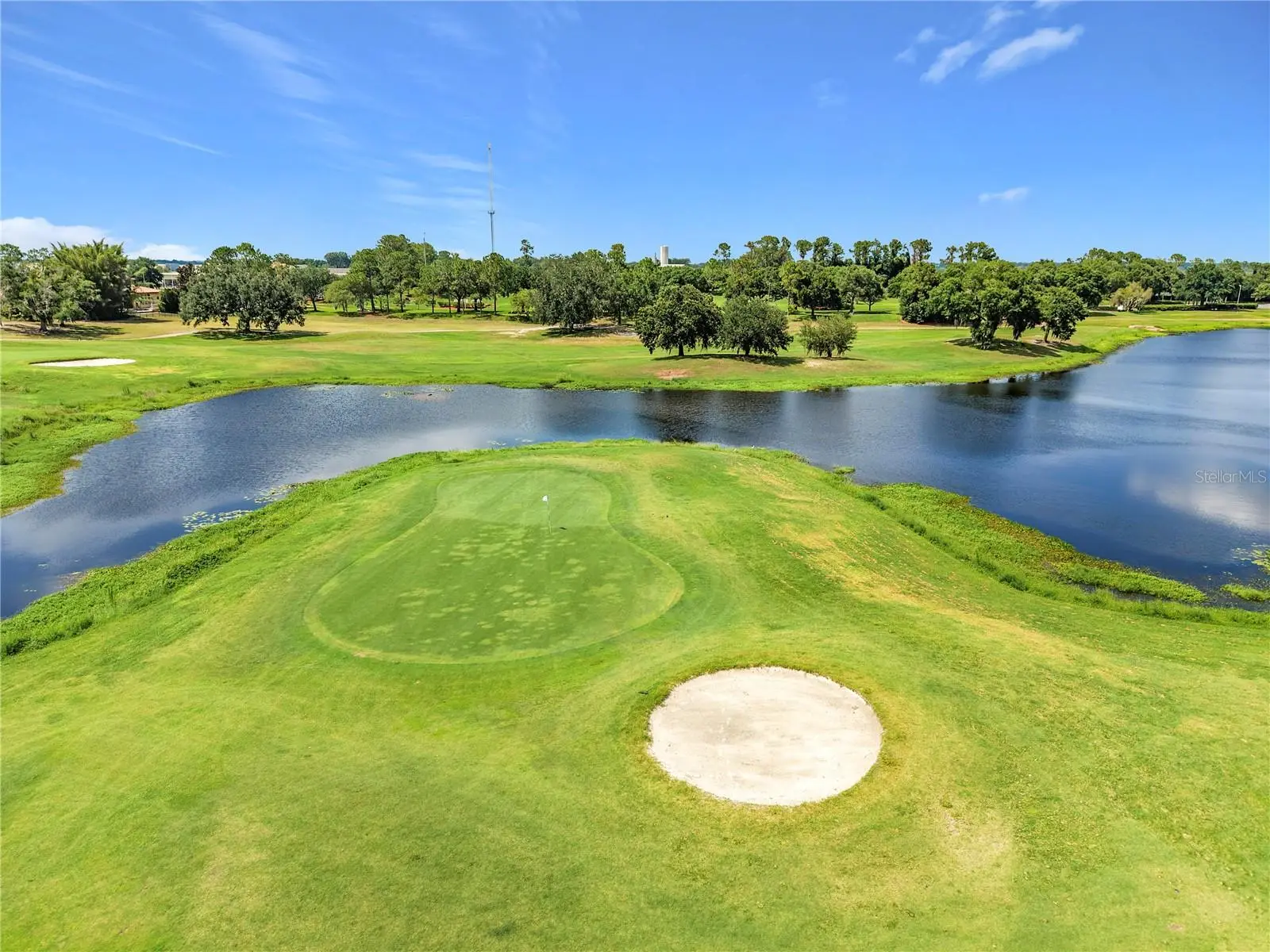 2204 Cairns Court, FL