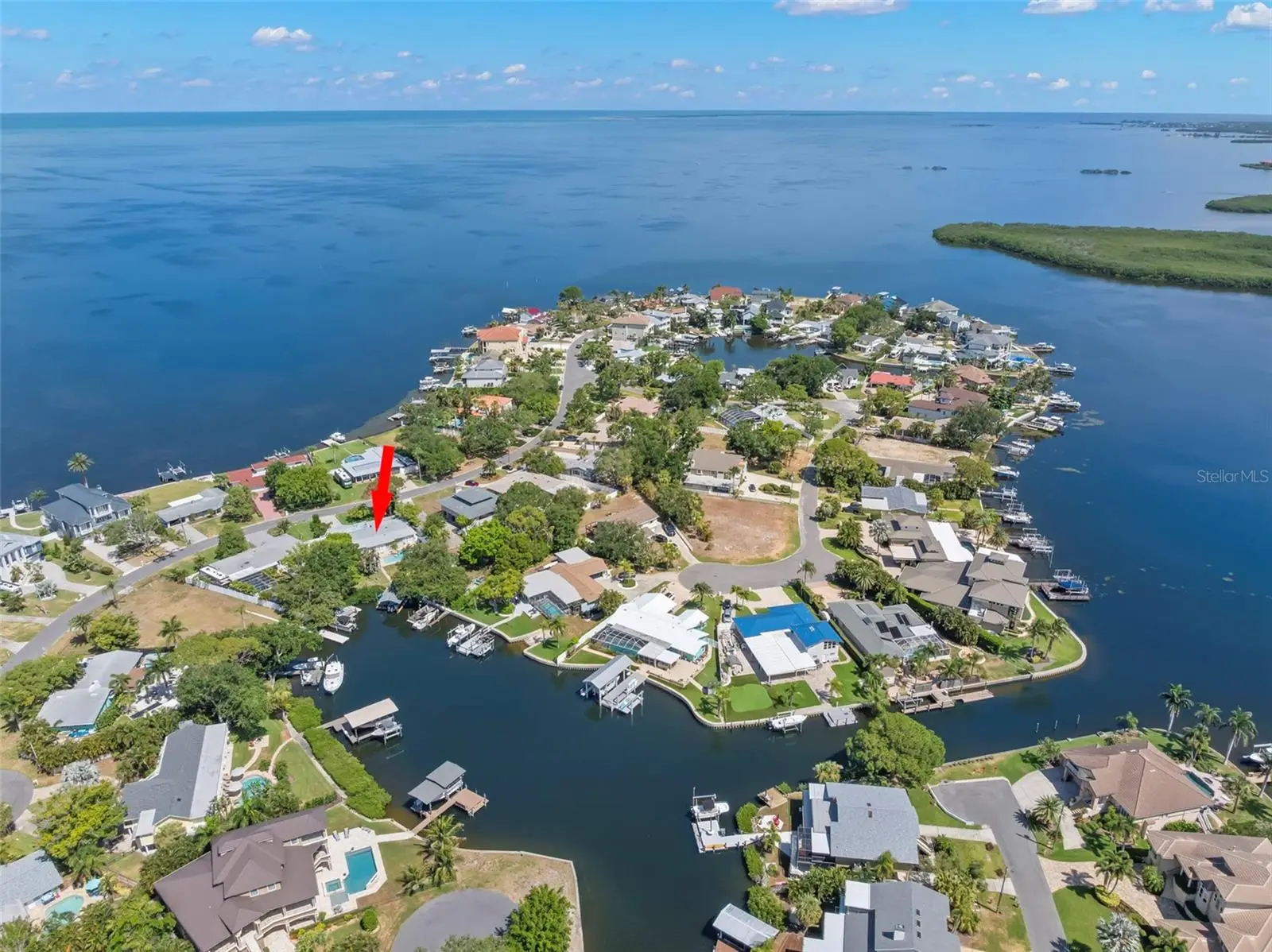 121 Carlyle Drive, FL