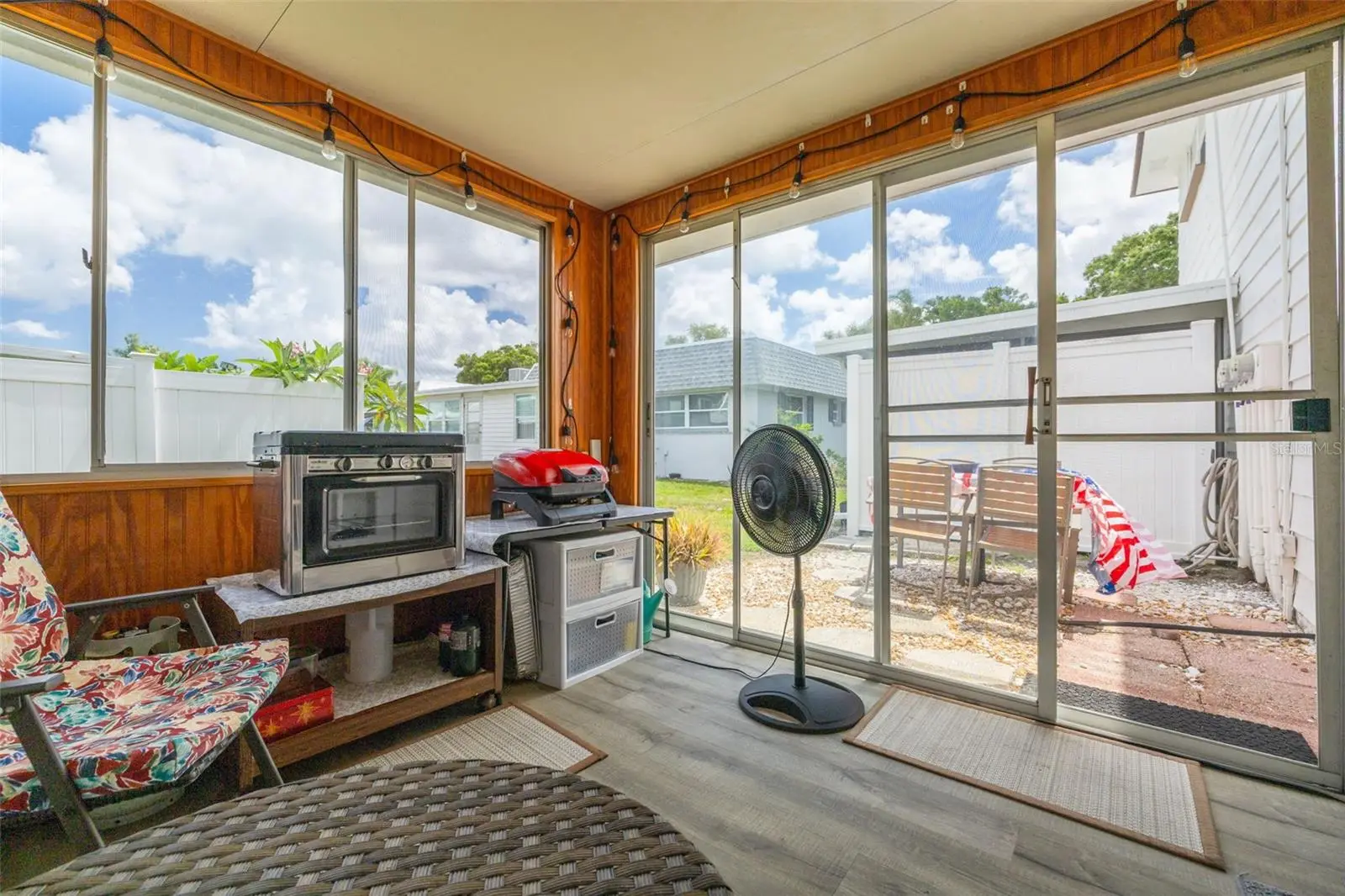 802 Mindy Court, FL