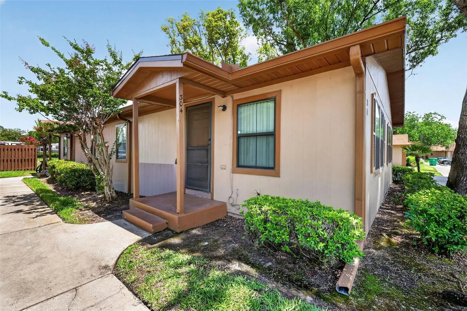 304 Eron Way, FL