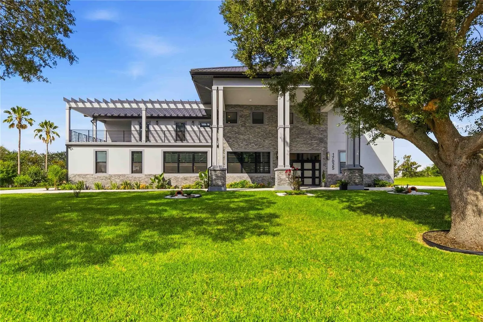 17025 Royal Palm Drive, FL