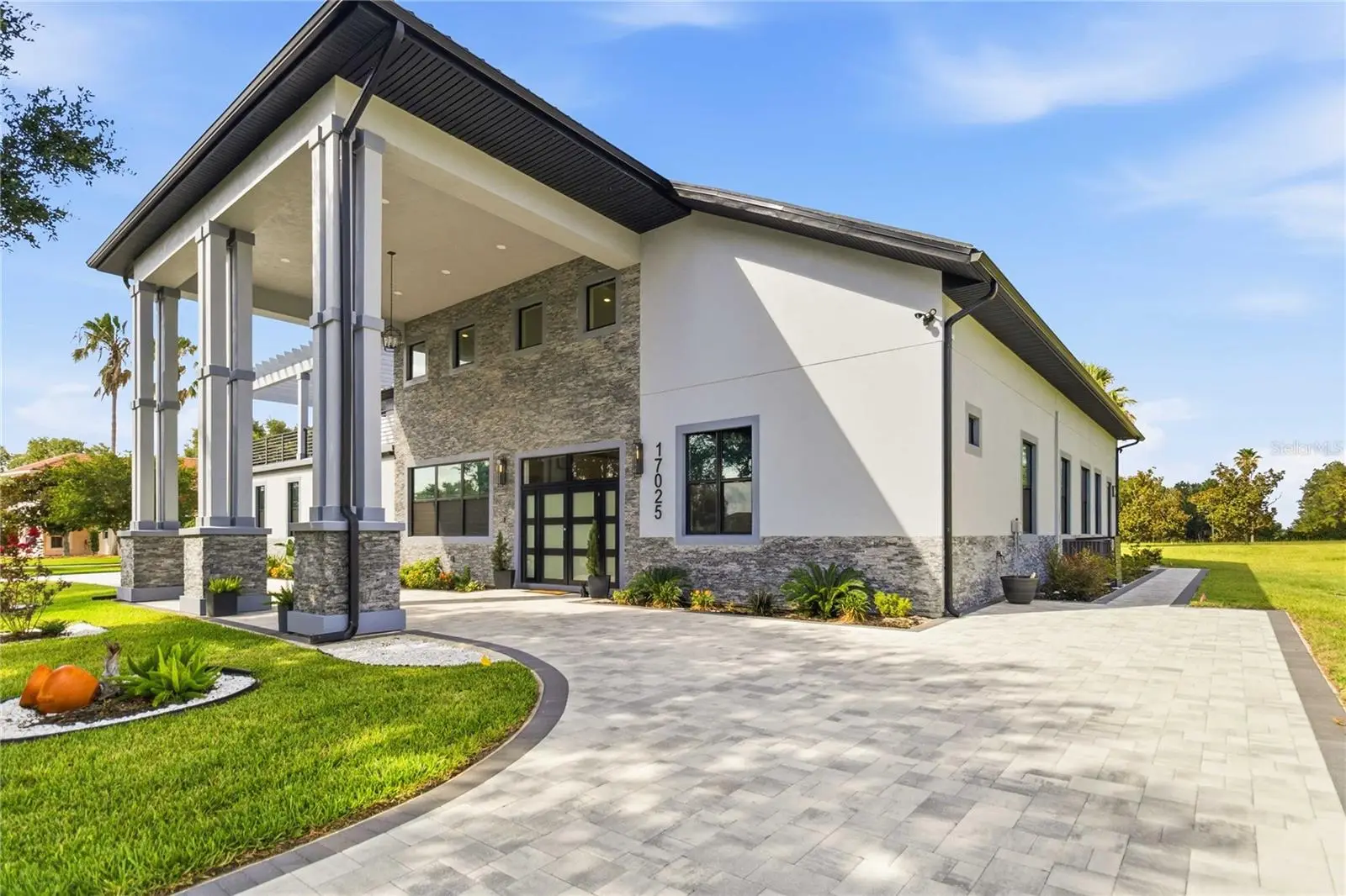 17025 Royal Palm Drive, FL